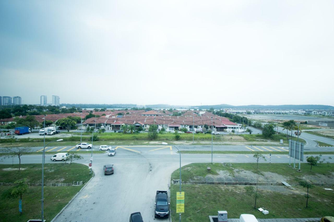 Saujana City Hotel Bandar Saujana Putra Exterior foto