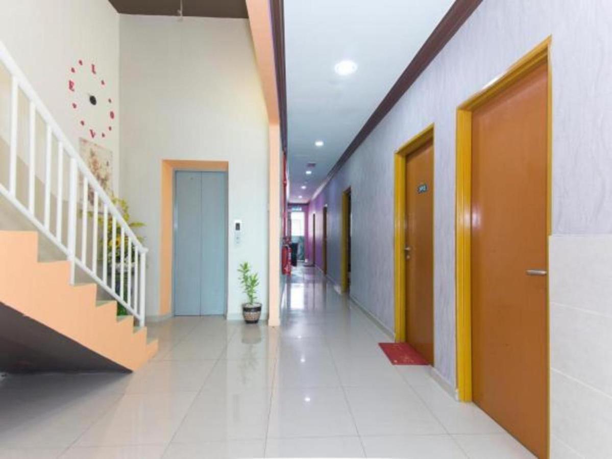 Saujana City Hotel Bandar Saujana Putra Exterior foto